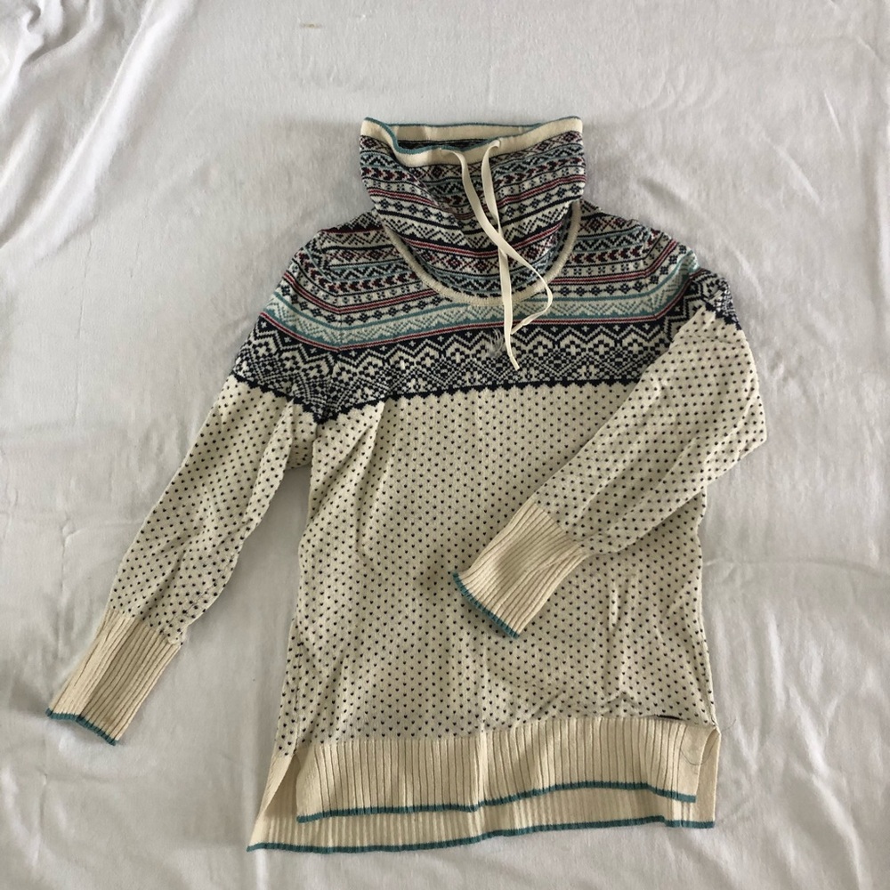 EDDIE BAUER cowl neck sweater with tie